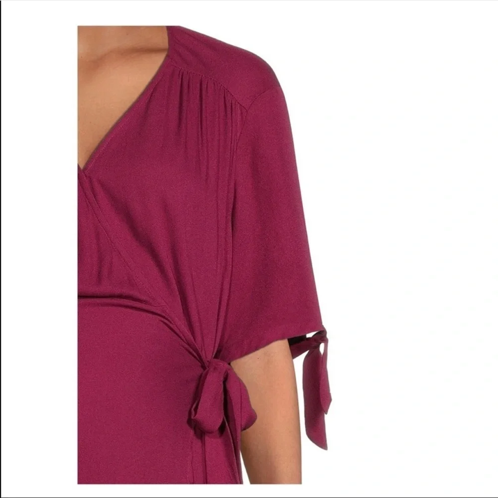 Maternity Print Wrap Dress - Picture 4 of 6